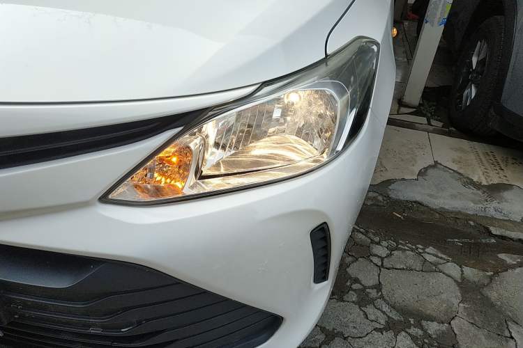 Used Toyota Vios 2019 1.5L CVT Innovation Edition Left Front Headlight