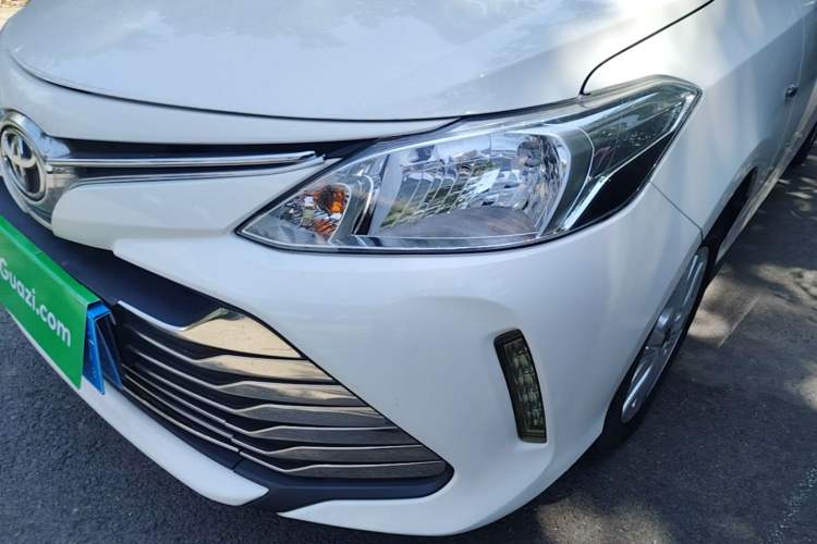 Used Toyota Vios 2019 1.5L CVT Innovation Edition Left Front Headlight