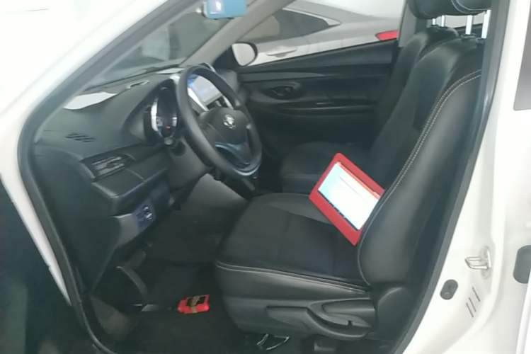 Used Toyota Vios 2019 1.5L CVT Innovation Edition Left Front Seat