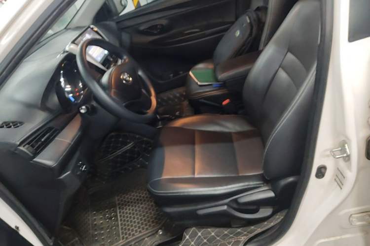 Used Toyota Vios 2019 1.5L CVT Innovation Edition Left Front Seat