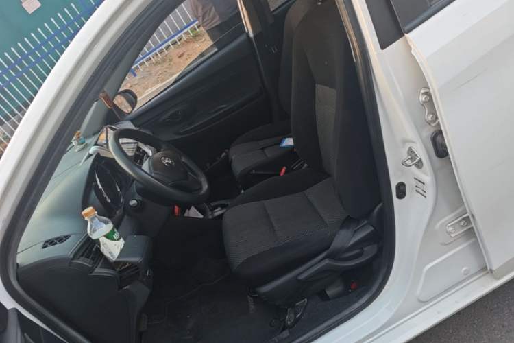 Used Toyota Vios 2019 1.5L CVT Innovation Edition Left Front Seat
