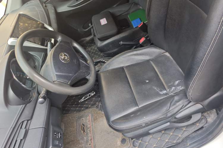 Used Toyota Vios 2019 1.5L CVT Innovation Edition Left Front Seat