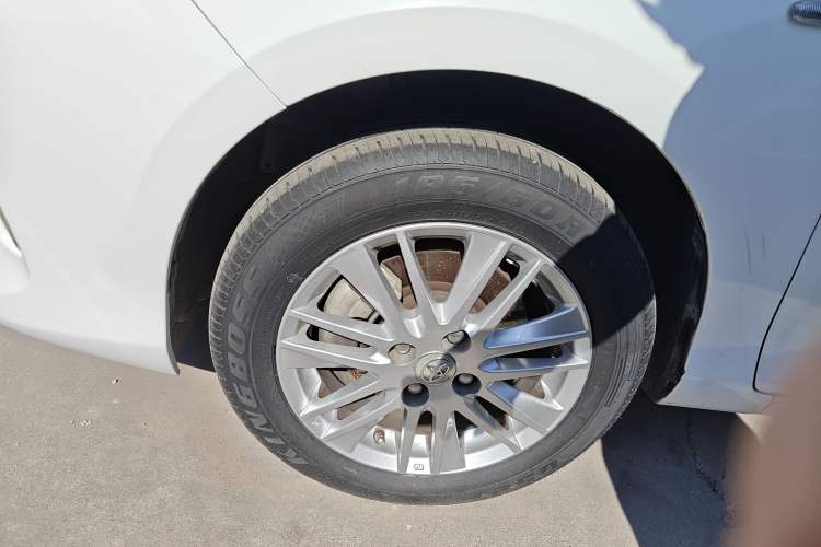 Used Toyota Vios 2019 1.5L Manual Trend Edition Left Front Wheel Hub