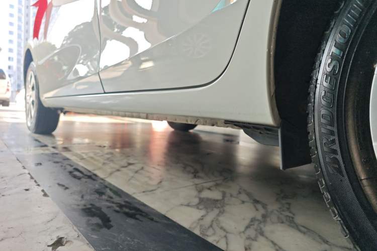 Used Toyota Vios 2019 1.5L CVT Innovation Edition Left Side Sill