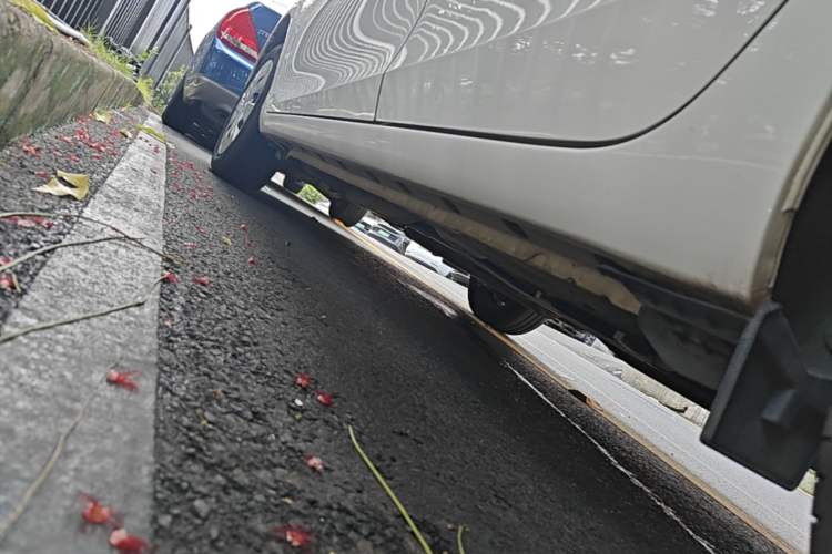 Used Toyota Vios 2019 1.5L CVT Innovation Edition Left Side Sill