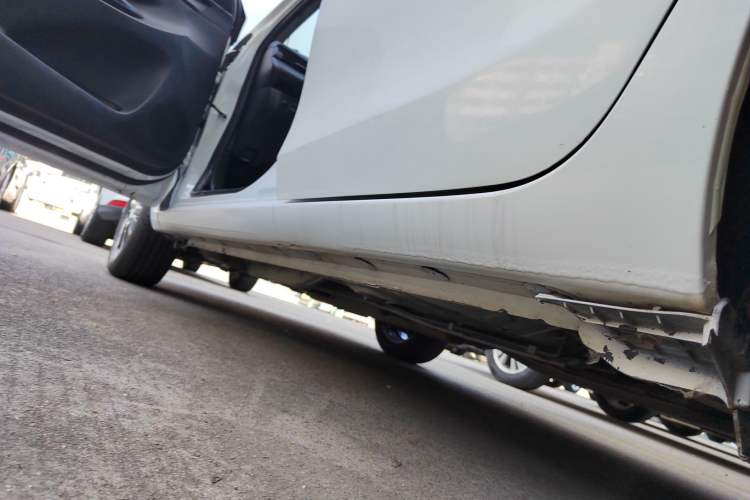 Used Toyota Vios 2019 1.5L CVT Innovation Edition Left Side Sill