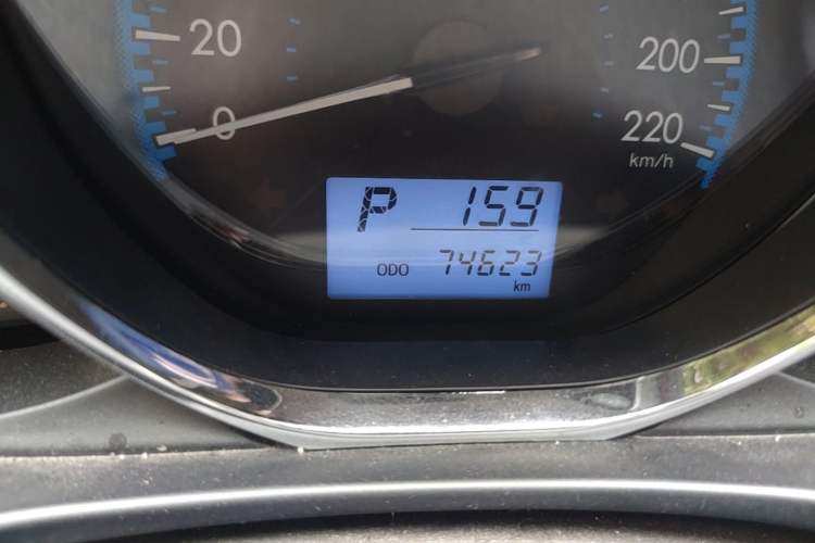 Used Toyota Vios 2019 1.5L CVT Innovation Edition Odometer Close Up