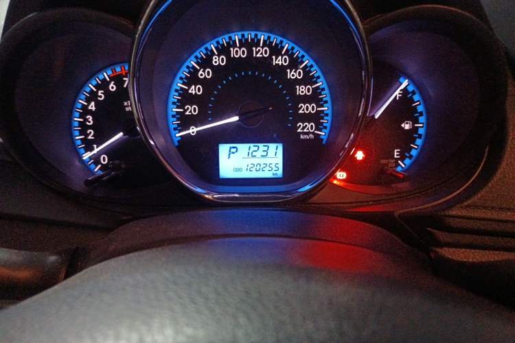 Used Toyota Vios 2019 1.5L CVT Innovation Edition Odometer Close Up