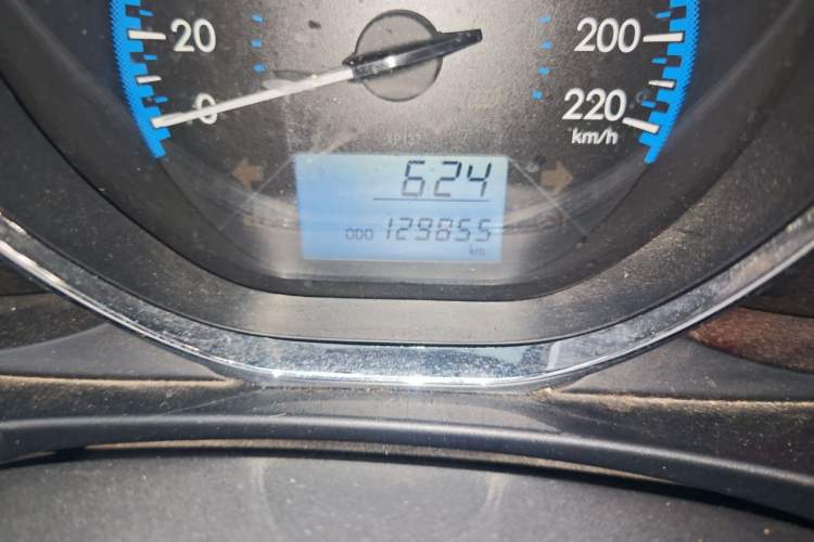 Used Toyota Vios 2019 1.5L Manual Trend Edition Odometer Close Up