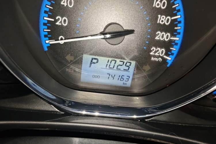 Used Toyota Vios 2019 1.5L CVT Innovation Edition Odometer Close Up