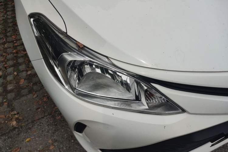 Used Toyota Vios 2019 1.5L CVT Innovation Edition Right Front Headlight