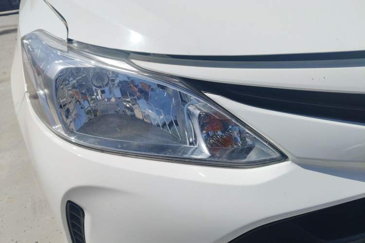 Used Toyota Vios 2019 1.5L CVT Innovation Edition Right Front Headlight