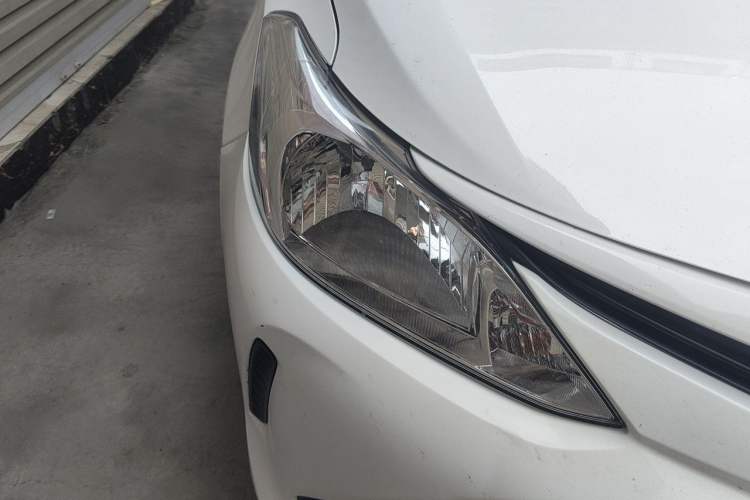 Used Toyota Vios 2019 1.5L CVT Innovation Edition Right Front Headlight