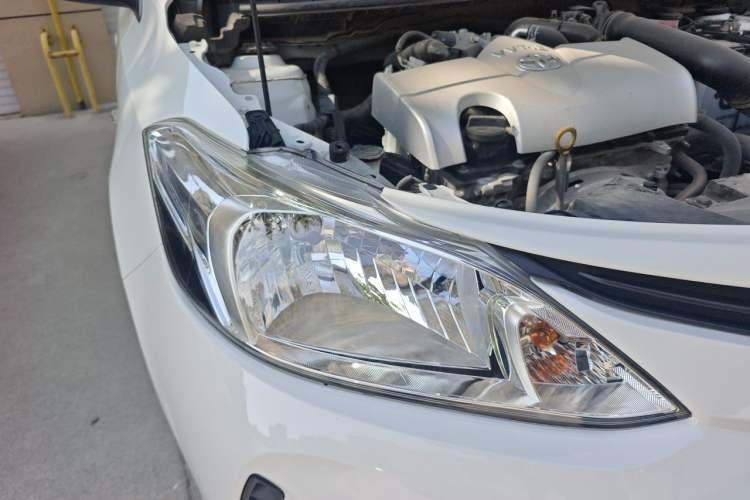 Used Toyota Vios 2019 1.5L CVT Innovation Edition Right Front Headlight
