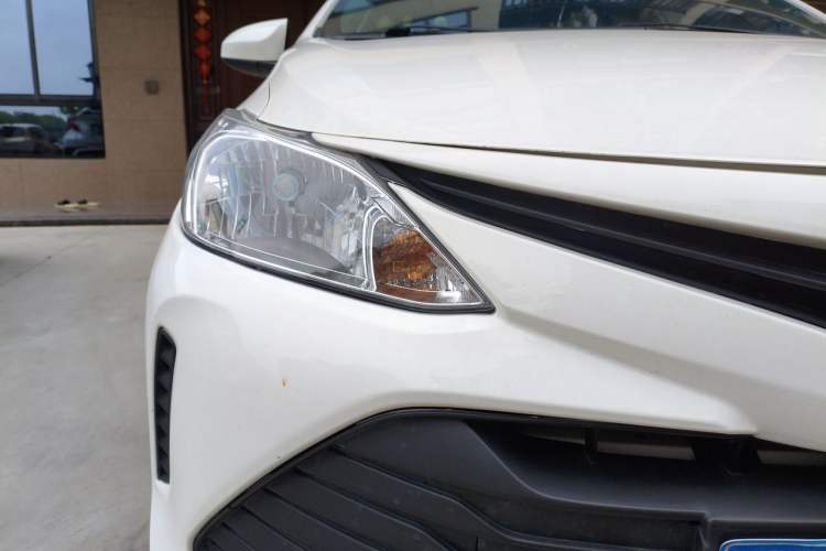 Used Toyota Vios 2019 1.5L Manual Trend Edition Right Front Headlight