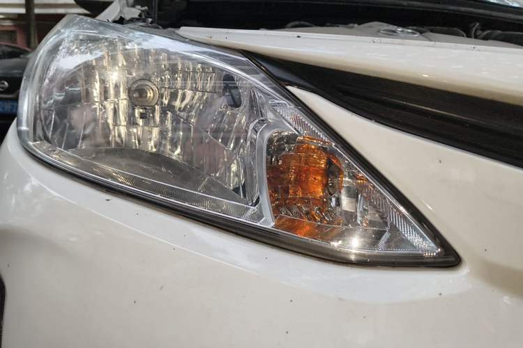 Used Toyota Vios 2019 1.5L CVT Innovation Edition Right Front Headlight