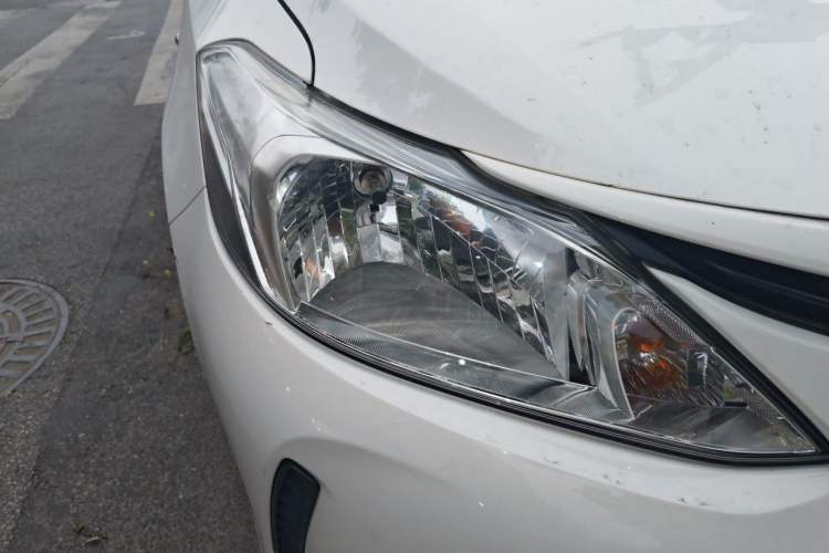 Used Toyota Vios 2019 1.5L Manual Trend Edition Right Front Headlight
