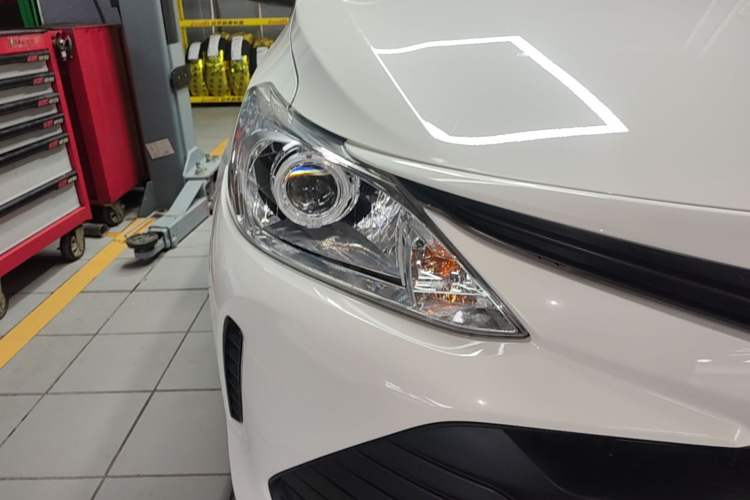 Used Toyota Vios 2019 1.5L CVT Innovation Edition Right Front Headlight