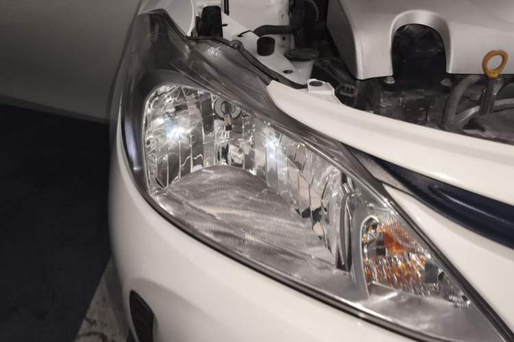 Used Toyota Vios 2019 1.5L CVT Innovation Edition Right Front Headlight