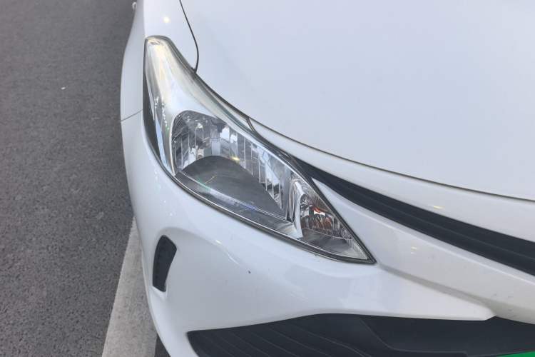 Used Toyota Vios 2019 1.5L CVT Innovation Edition Right Front Headlight