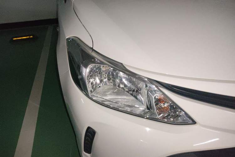 Used Toyota Vios 2019 1.5L CVT Innovation Edition Right Front Headlight