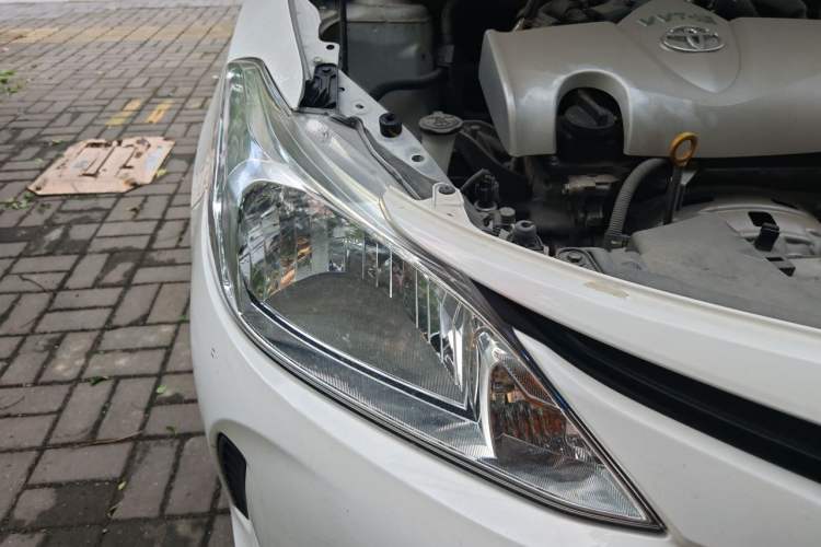 Used Toyota Vios 2019 1.5L CVT Innovation Edition Right Front Headlight