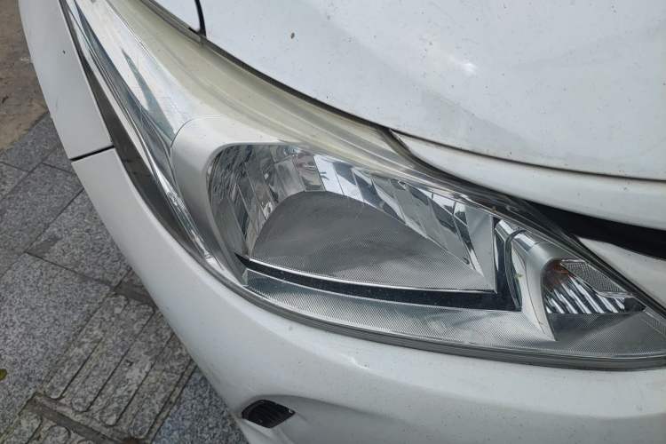Used Toyota Vios 2019 1.5L CVT Innovation Edition Right Front Headlight