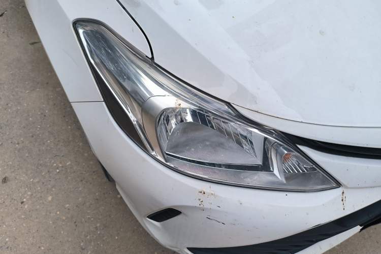 Used Toyota Vios 2019 1.5L Manual Trend Edition Right Front Headlight