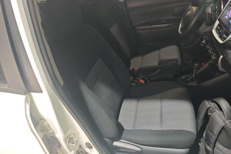 Used Toyota Vios 2019 1.5L CVT Innovation Edition Right Front Seat