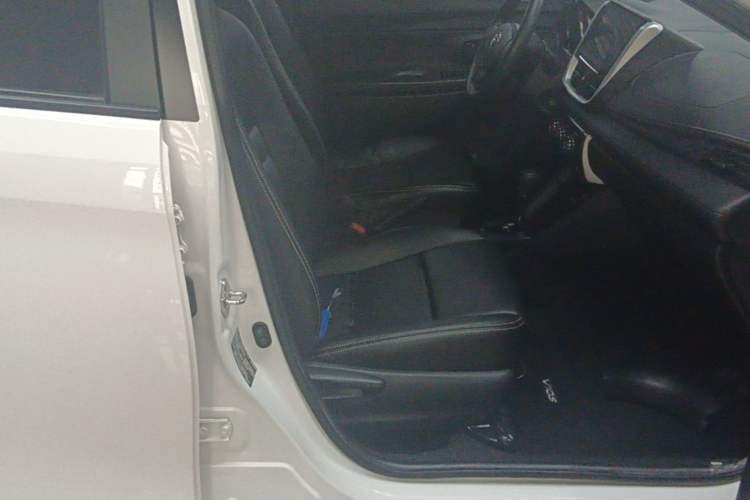 Used Toyota Vios 2019 1.5L CVT Innovation Edition Right Front Seat