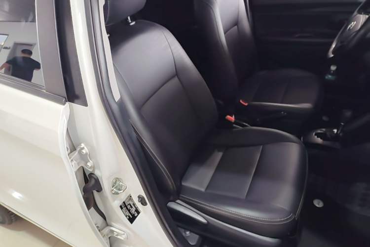 Used Toyota Vios 2019 1.5L CVT Innovation Edition Right Front Seat