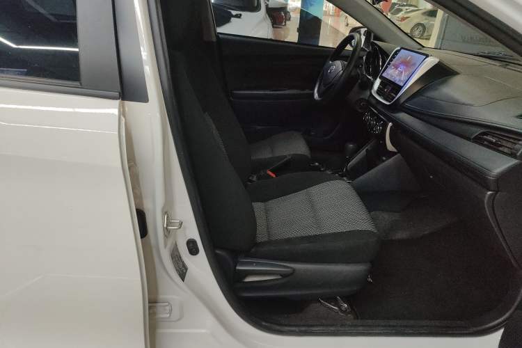 Used Toyota Vios 2019 1.5L CVT Innovation Edition Right Front Seat