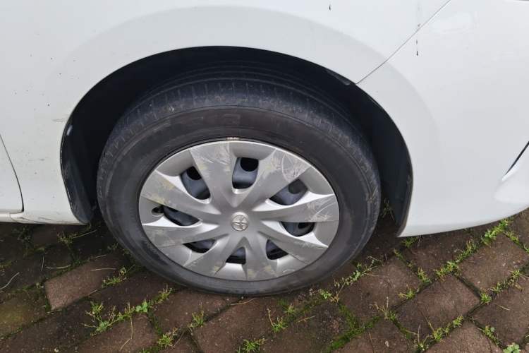 Used Toyota Vios 2019 1.5L Manual Trend Edition Right Front Wheel Hub