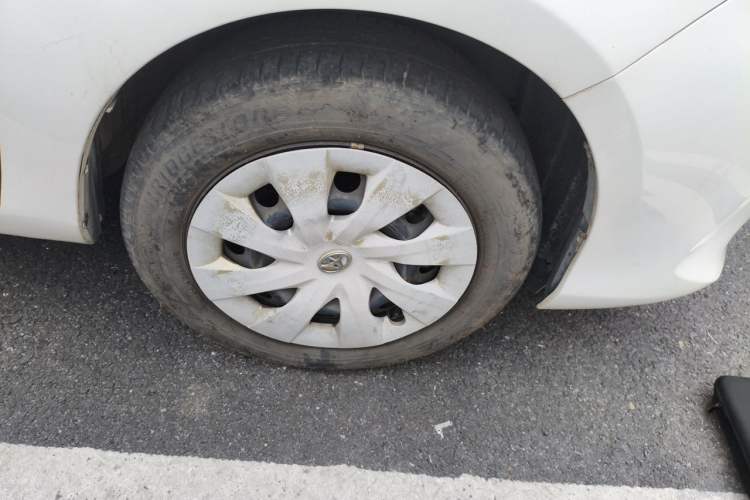 Used Toyota Vios 2019 1.5L Manual Trend Edition Right Front Wheel Hub