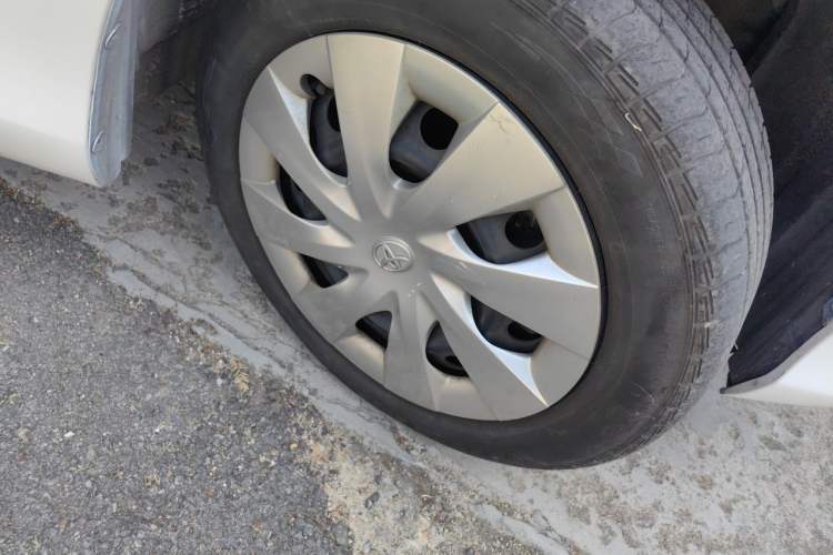 Used Toyota Vios 2019 1.5L Manual Trend Edition Right Front Wheel Hub