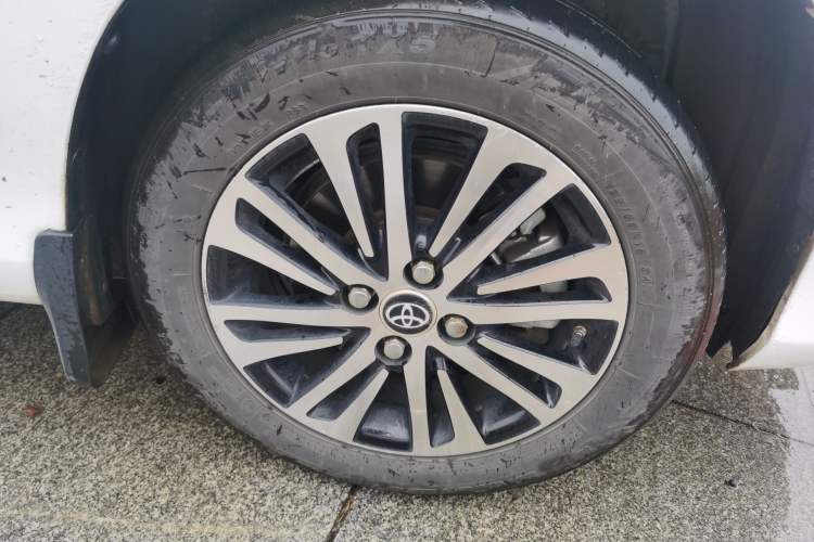 Used Toyota Vios 2019 1.5L CVT Innovation Edition Right Front Wheel Hub