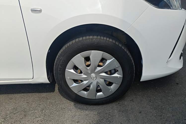 Used Toyota Vios 2019 1.5L Manual Trend Edition Right Front Wheel Hub