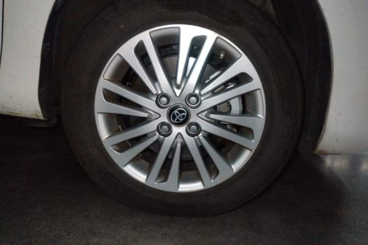 Used Toyota Vios 2019 1.5L CVT Innovation Edition Right Front Wheel Hub