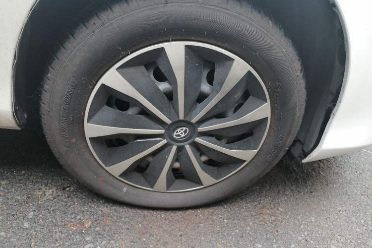 Used Toyota Vios 2019 1.5L Manual Trend Edition Right Front Wheel Hub