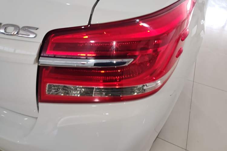 Used Toyota Vios 2019 1.5L CVT Innovation Edition Right Rear Taillight