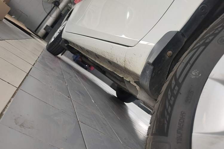 Used Toyota Vios 2019 1.5L CVT Comfort Edition Right Side Sill