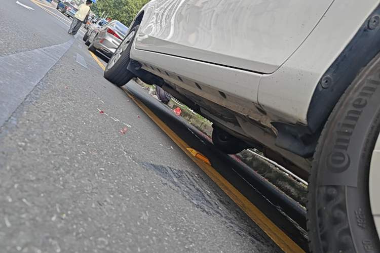 Used Toyota Vios 2019 1.5L CVT Innovation Edition Right Side Sill
