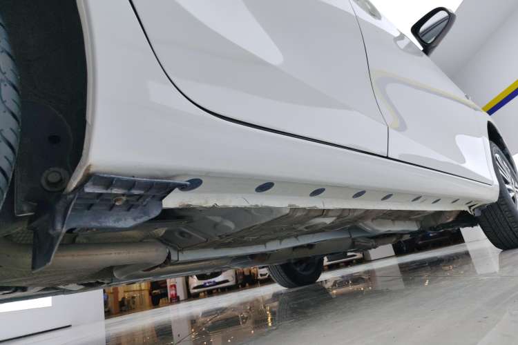 Used Toyota Vios 2019 1.5L CVT Innovation Edition Right Side Sill
