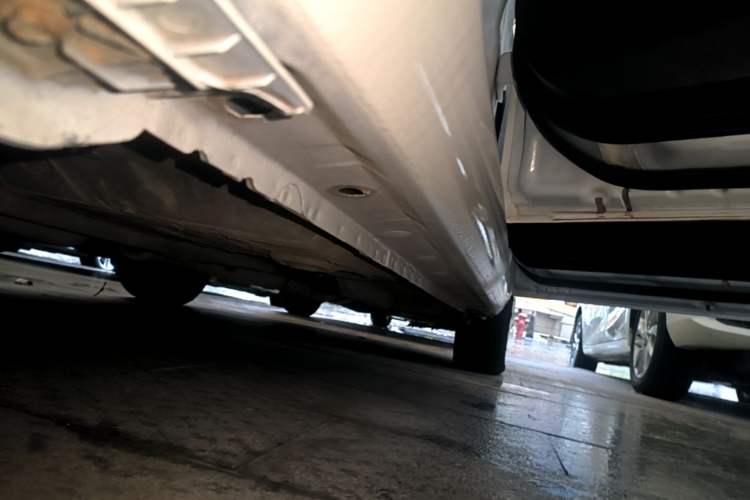 Used Toyota Vios 2019 1.5L CVT Innovation Edition Right Side Sill