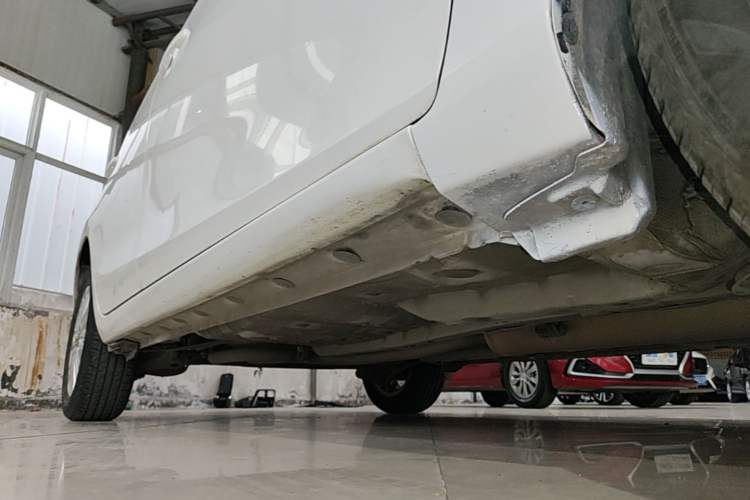 Used Toyota Vios 2019 1.5L CVT Innovation Edition Right Side Sill