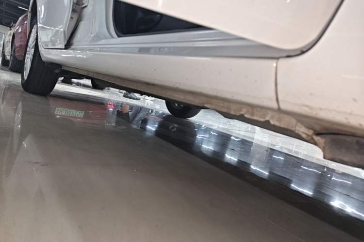 Used Toyota Vios 2019 1.5L CVT Smart Drive Edition Right Side Sill