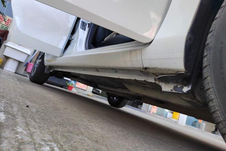 Used Toyota Vios 2019 1.5L CVT Innovation Edition Right Side Sill