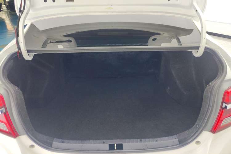 Used Toyota Vios 2019 1.5L CVT Comfort Edition Trunk