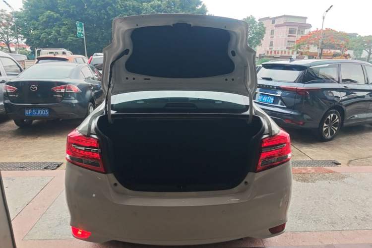 Used Toyota Vios 2019 1.5L CVT Innovation Edition Trunk