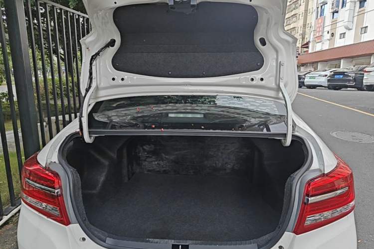 Used Toyota Vios 2019 1.5L CVT Innovation Edition Trunk